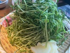 黑猪灼泉水时蔬-吃饭皇帝大(合生汇店)