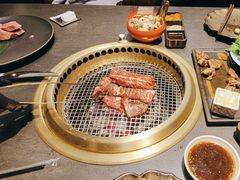 -铭牛烧肉·和牛海鲜自助(高新月牙湖店)