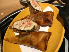三文鱼鲜蔬生春卷-塚田农场(悠唐店)