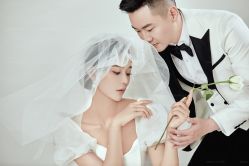 -黑马婚纱摄影