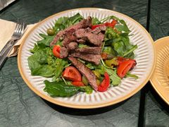 煎牛肉配金枪鱼酱色拉-BAKER&SPICE(环贸店)