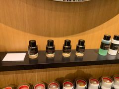 -乐蓬马歇百货公司(Rive Gauche)