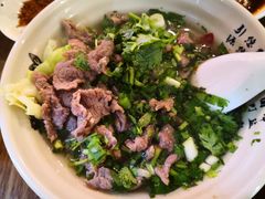 -杨三孃跷脚牛肉(美洲花园店)