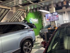 -鲨鱼皮汽车凹陷玻璃修复(静安店)