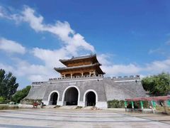 -雪山彩虹谷景区