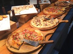 -新艺自助美食城(中山路店)