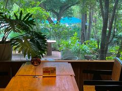 -谷咖啡·鲜花绿植花园餐厅