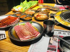 -青瓦炭韩潮烤肉(花园道店)