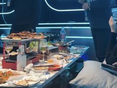 -路边边.炒菜烧烤.音乐餐厅(良乡长虹店)