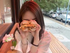 -Catch Bagel(芳草地店)