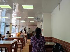 大堂-沙湾姜撞奶甜品店(昌岗中路店)