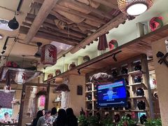 -泥糊破店小酒馆·团建聚餐(南京西路店)