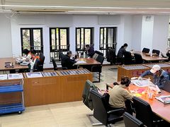 -上海市静安区图书馆(新闸路馆)