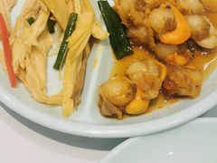 -绿岛港轩海鲜烤肉涮锅自助餐厅