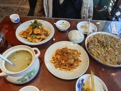 -八大碗·地道东北菜(中街店)
