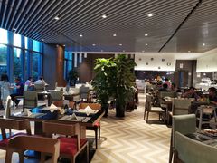 大堂-筠咖啡西餐厅(上海国展宝龙丽筠酒店)