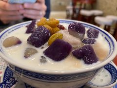 -广信牛奶甜品世家(台东店)