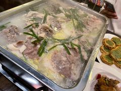 -聚汇三少·龙虾·中餐厅(莫邪路新天地店)