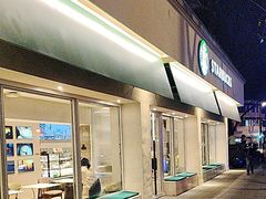 -星巴克(武康路店)