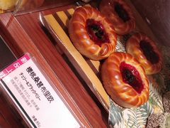 -梅龙镇广场