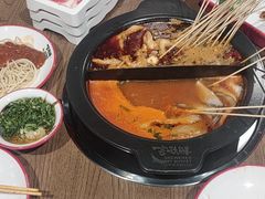 -言玖鲜火锅串串披萨自助(益田假日店)