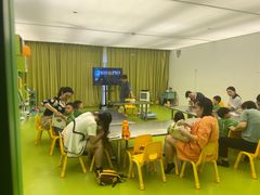 -爱睿思儿童早教亲子游泳(万象城店)