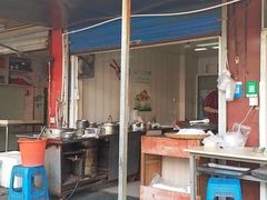 门面-小董骨汤馄饨店(通扬路店)