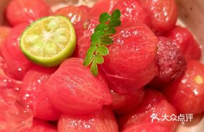 Golden Osmanthus Frozen Waxberry with Chili Fruit