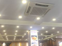 -粤盛海鲜平价店(洛溪食街店)