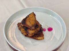 上海熏鱼-老正兴菜馆(福州路店)