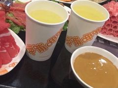 -呷哺呷哺(世贸.工三店)