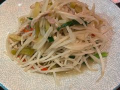 绿豆芽榨菜肉丝-老头儿油爆虾·知味杭州(爱琴海购物中心)