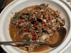 -绿草地·湘菜(酃湖师院店)
