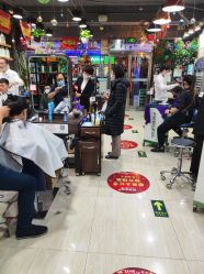 -阿兵荣辉美容理发有限公司