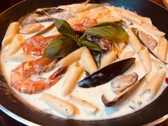 -SISTERS BAR RESTAURANT川意酒馆(嘉善老市H楼店)