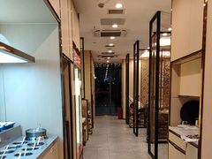 -七欣天香辣蟹火锅(闵行浦江欢乐颂店)