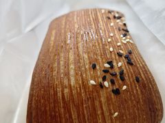 -VERIE BAKEHOUSE