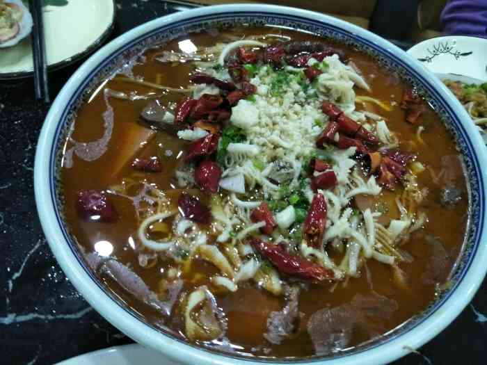 万鑫阁蒸汽海鲜-"还可以,食材总的来说比较新鲜,品种希望再.