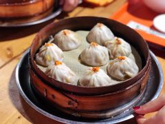 蟹粉小笼包-忆秦园小笼包(惠山古镇总店)
