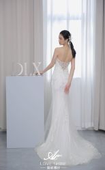 -LOVE SHINE婚纱·红鼎庄龙凤褂·妈妈装定制