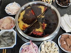 中辣锅底-祝幺妹火锅(裕华村总店)