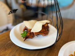 十二悦脆皮乳鸽皇-十二悦厨·茶餐厅(比斯特上海购物村店)
