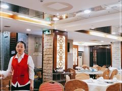 大堂-渝君重庆火锅(嘉宾路店)