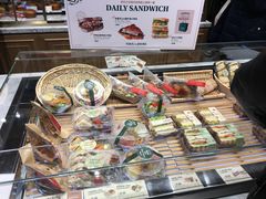 -多乐之日(颐堤港店)