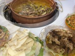 -菌海森林·非遗野生菌火锅(西山区滇池路摩根道店)