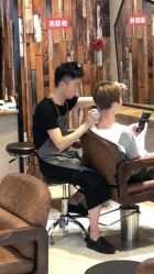 -PE SALON