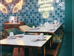 大堂-东鑫记港式茶餐厅(南京东路店)