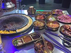 牛舌-釜山火炉·海鲜烤肉(紫藤路店)