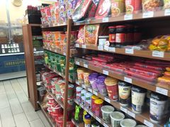-全家便利店(东直门店)