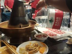 -楼外楼大刀肉传统火锅居(幸福街店)